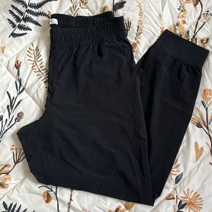 Banana Republic Women’s Black Joggers